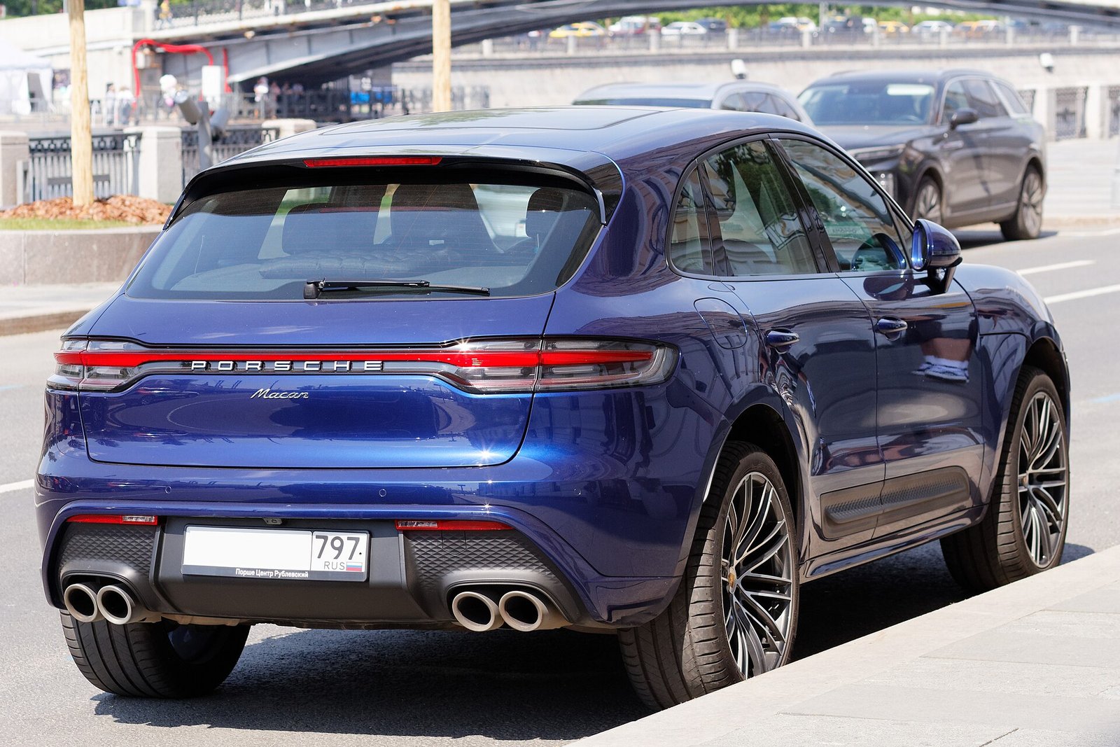 Porsche Macan transmission help exact porsche macan exterior