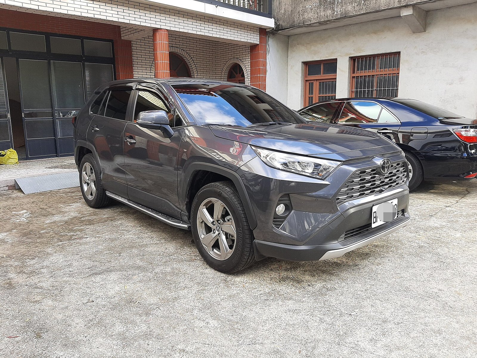 Toyota RAV4 transmission help exact toyota rav4 exterior